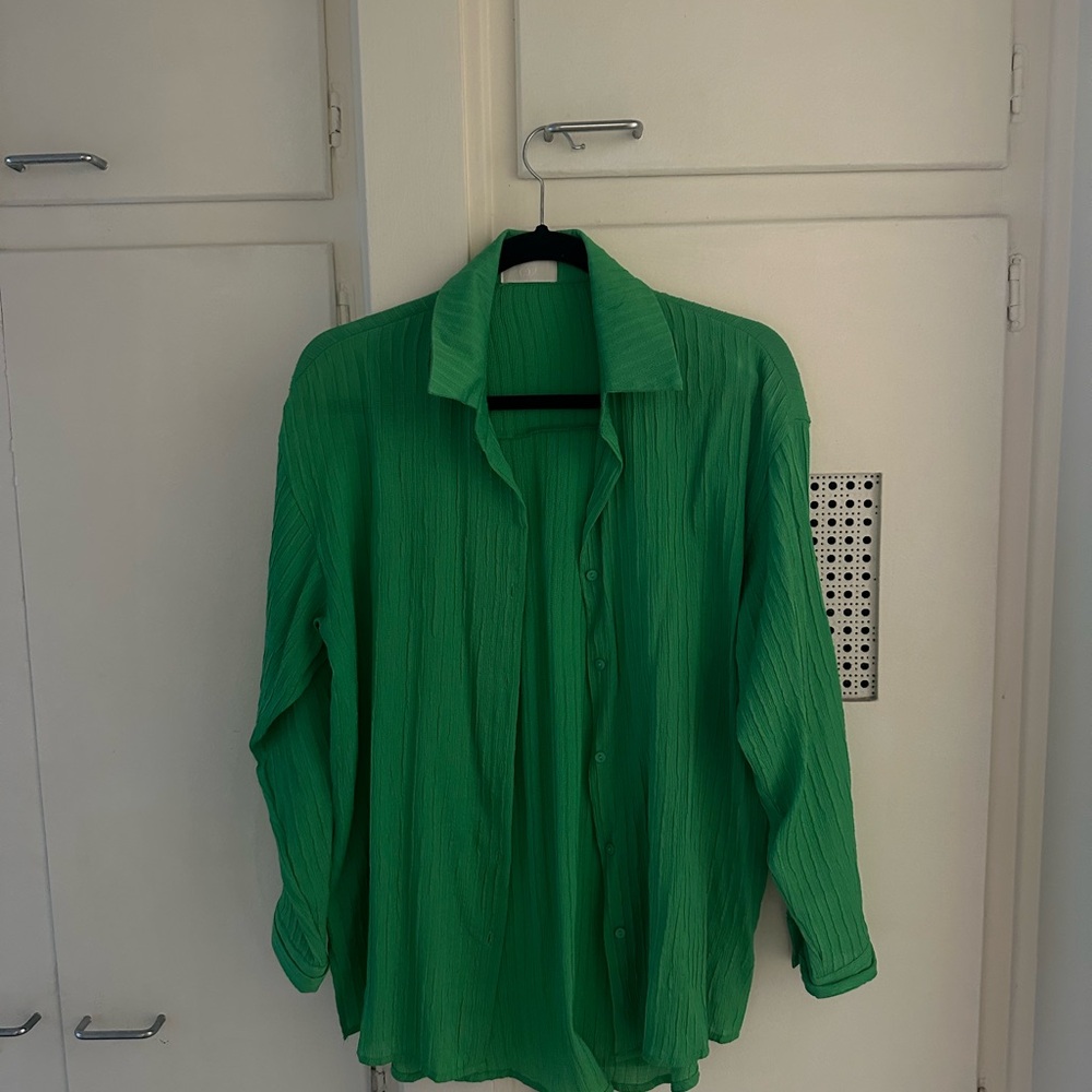 Q2 Bright Green Button-Down Women's Blouse